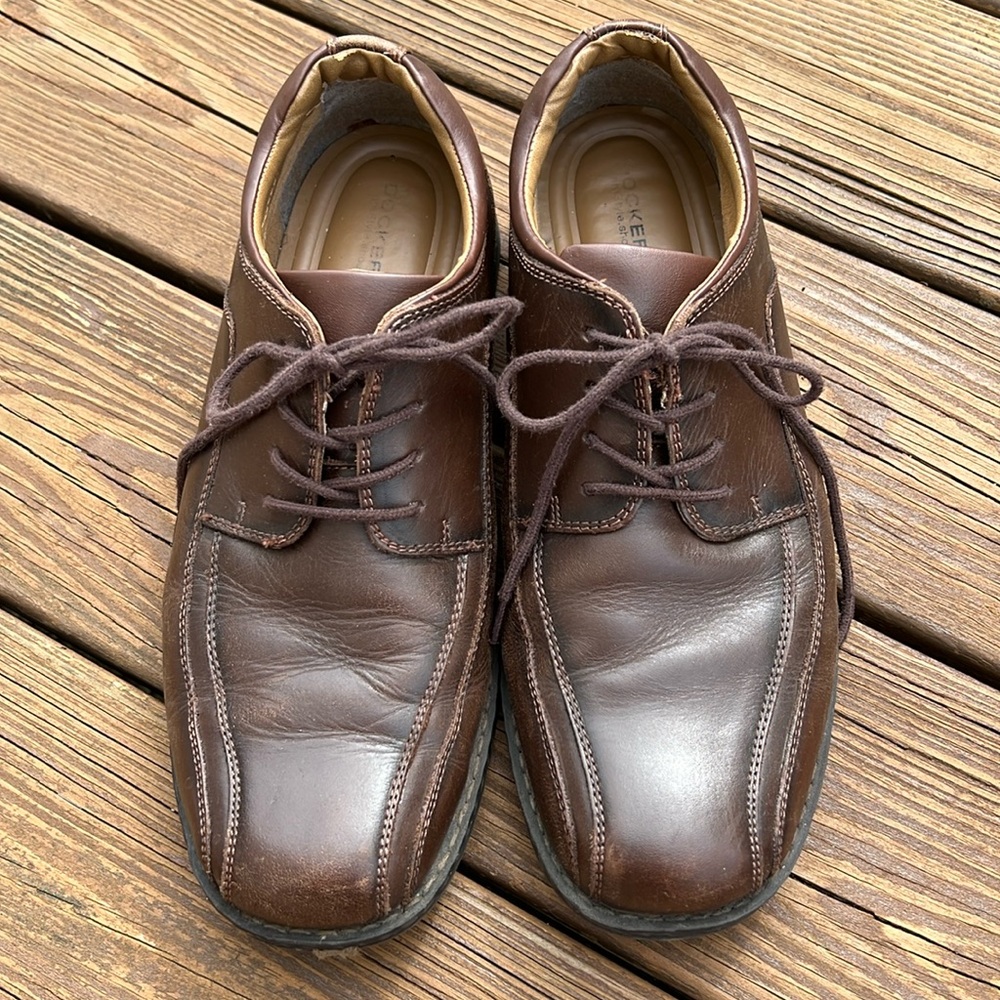 Men’s Docker Dress Shoes with Leather Upper.